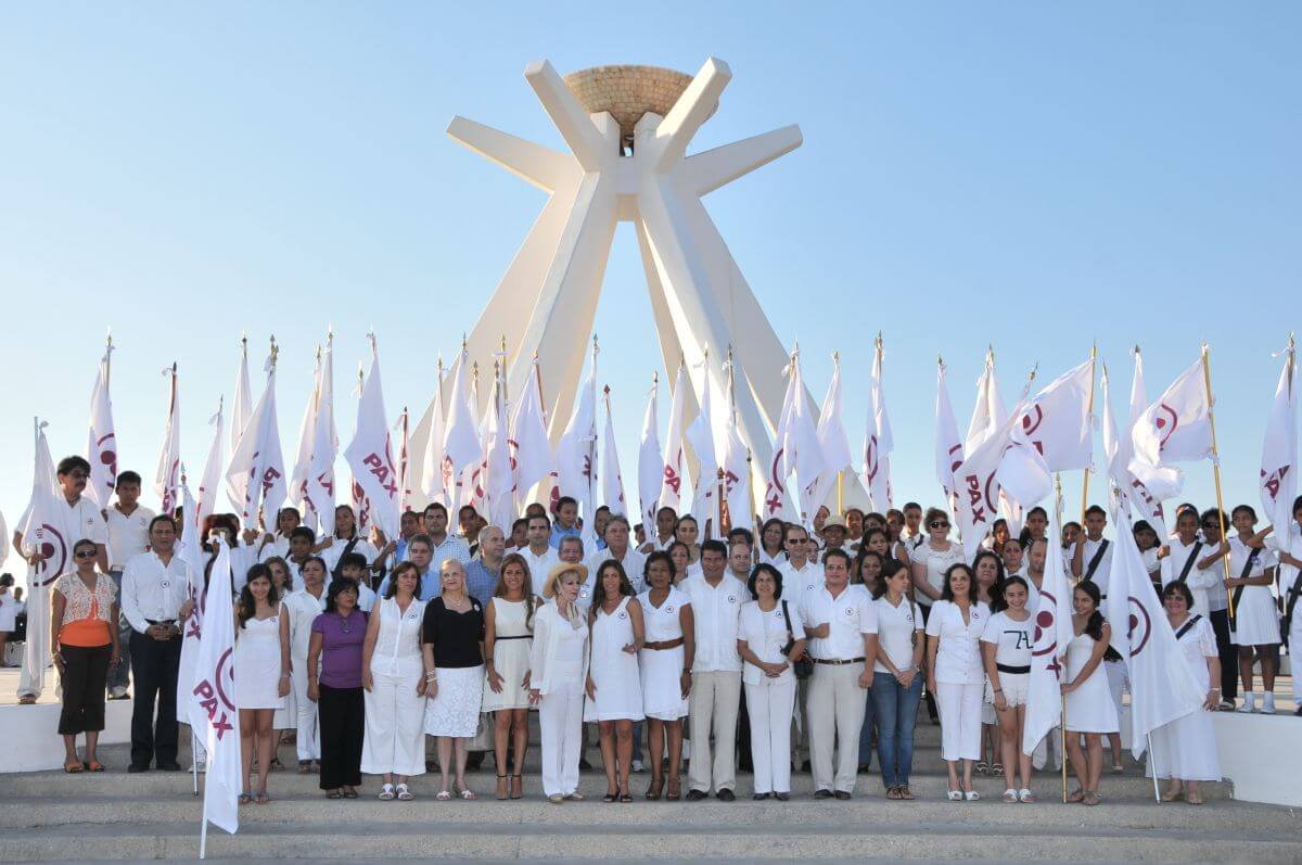 43 Banderas Ondeando Cotazacoalcos 13