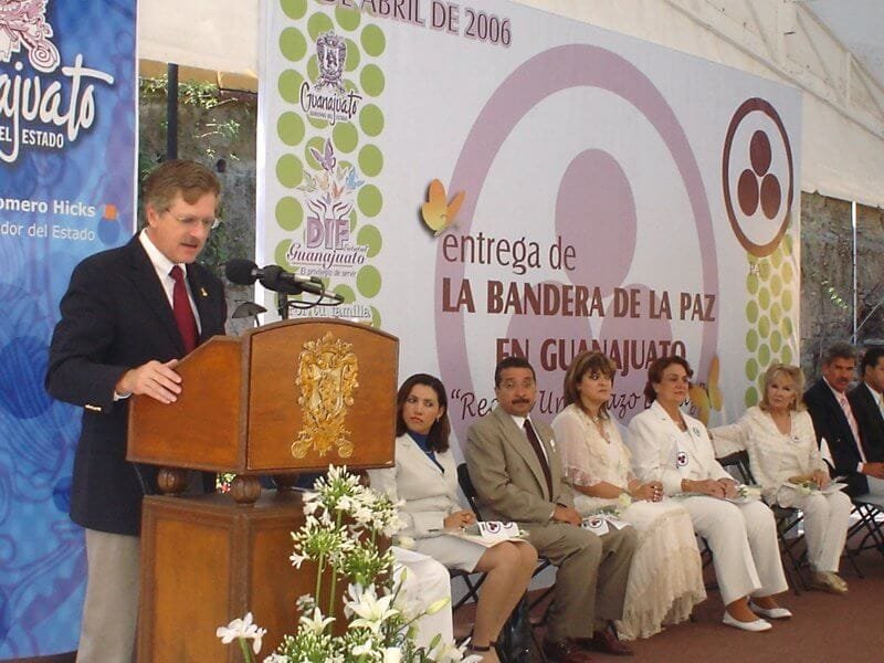 Entrega Bandera Guanajuato 01