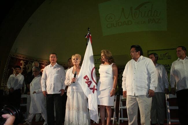 Megabandera en Mérida 10